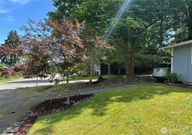 Photo 3 of Single family home for sale at 705 Grandview Ave, Shelton, WA 98584 | MLS# NWM2528227 | Listing updated on 2026-09-21