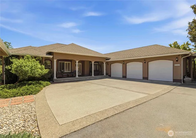 Photo 3 of Single family home for sale at 1507 S Scheuber Rd, Centralia, WA 98531 | MLS# NWM2528959 | Listing updated on 2026-09-21