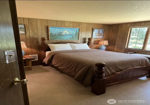 Photo 3 of Single family home for sale at 32711 36th Avenue E, Eatonville, WA 98328 | MLS# NWM2529057 | Listing updated on 2026-09-21