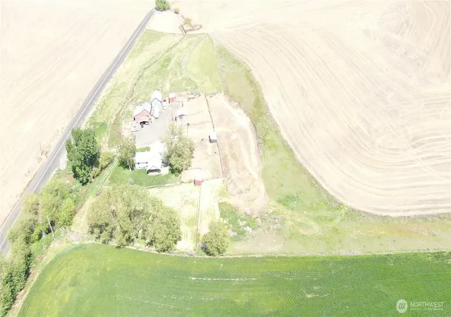 Photo 3 of Single family home for sale at 12944 Lower Waitsburg Rd, Waitsburg, WA 99361 | MLS# NWM2529276 | Listing updated on 2026-09-21