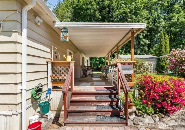 Photo 3 of Manufactured home for sale at 41741 Mountain View Ln, Concrete, WA 98237 | MLS# NWM2529454 | Listing updated on 2026-09-21