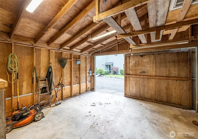 Photo 3 of Single family home for sale at 1535 Ten Mile Rd, Everson, WA 98247 | MLS# NWM2529635 | Listing updated on 2026-09-21
