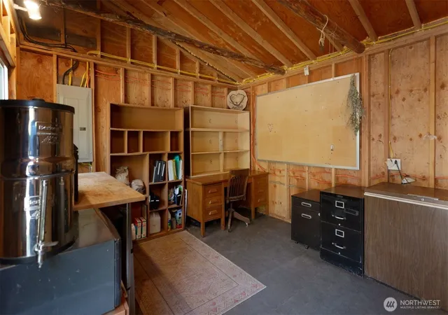 Photo 3 of Sale Pending at 15221 Vantine Rd SE, Tenino, WA 98589 | MLS# NWM2529705 | Listing updated on 2026-09-30