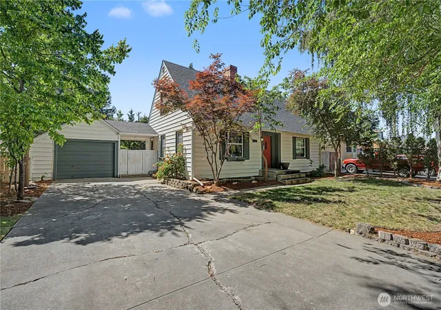 Photo 1 of Sale Pending at 508 S Franklin Ave, Wenatchee, WA 98801 | MLS# NWM2529743 | Listing updated on 2026-09-25