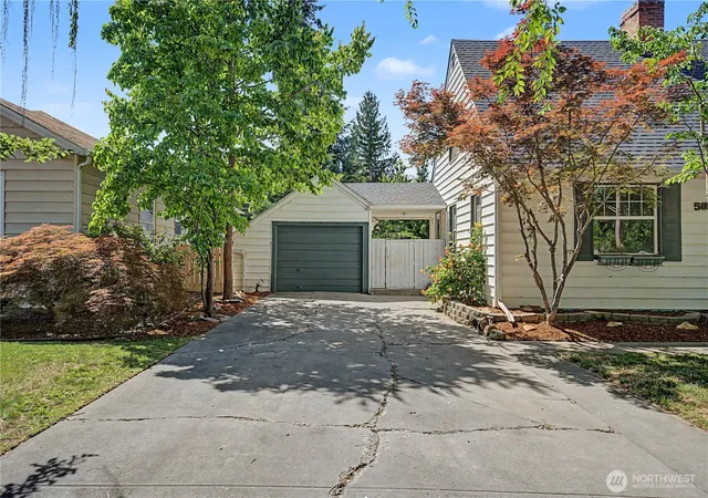Photo 2 of Sale Pending at 508 S Franklin Ave, Wenatchee, WA 98801 | MLS# NWM2529743 | Listing updated on 2026-09-25