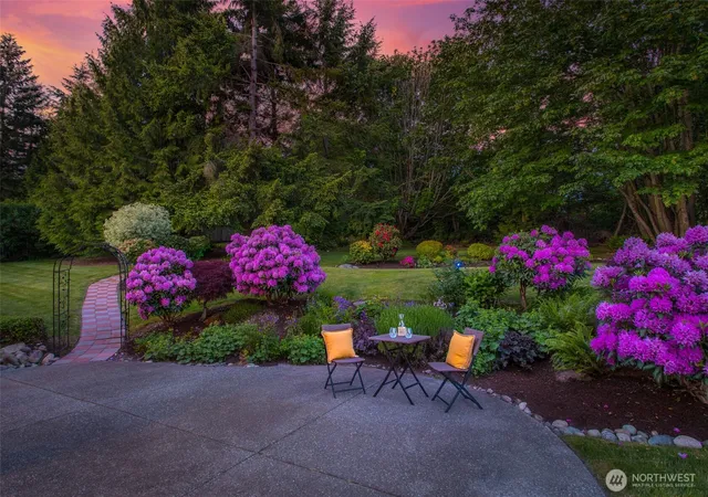 Photo 3 of Sale Pending at 9431 185th Drive Se, Snohomish, WA 98290 | MLS# NWM2529783 | Listing updated on 2026-09-30