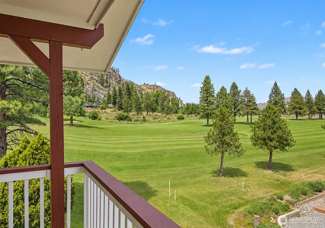 Photo 1 of Single family home for sale at 81 Golf Crse Dr, Pateros, WA 98846 | MLS# NWM2529971 | Listing updated on 2026-09-30