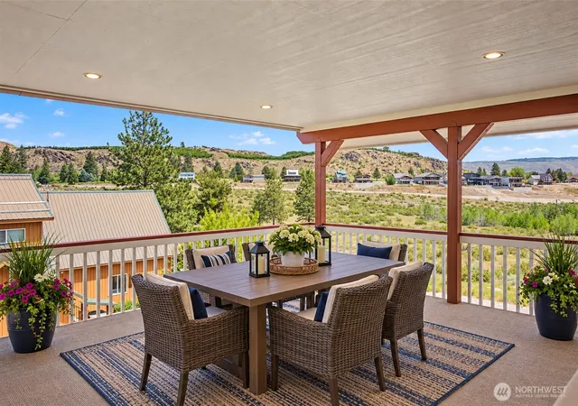 Photo 4 of Single family home for sale at 81 Golf Crse Dr, Pateros, WA 98846 | MLS# NWM2529971 | Listing updated on 2026-09-30