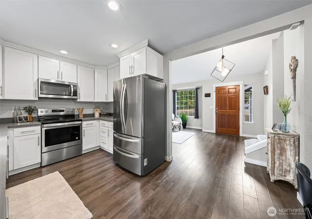 Photo 3 of Single family home for sale at 20910 111th Street Ct E, Bonney Lake, WA 98391 | MLS# NWM2530284 | Listing updated on 2026-09-21