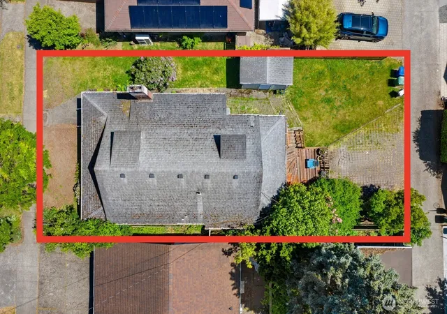 Photo 3 of Land for sale at 911 N 77th Street, Seattle, WA 98103 | MLS# NWM2530361 | Listing updated on 2026-10-09