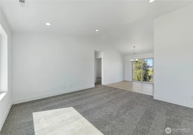 Photo 2 of Single family home for sale at 330 N Sandy Loop, Moses Lake, WA 98837 | MLS# NWM2530889 | Listing updated on 2026-09-27