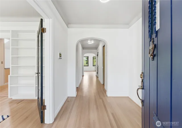 Photo 4 of Single family home for sale at 614 35th Avenue, Seattle, WA 98122 | MLS# NWM2531105 | Listing updated on 2026-09-29