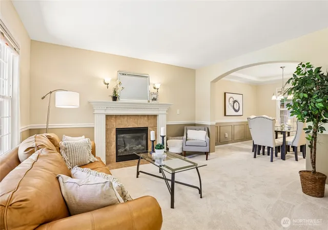 Photo 4 of Single family home for sale at 2906 257th Place SE, Sammamish, WA 98075 | MLS# NWM2531130 | Listing updated on 2026-09-21