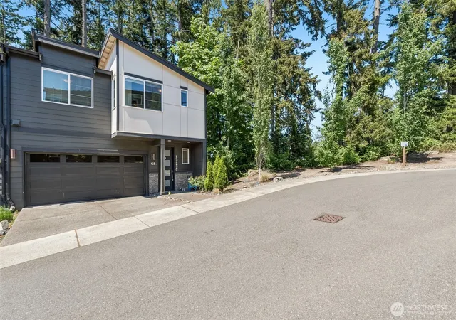 Photo 2 of Single family home for sale at 1325 Seattle Hl Rd #G5, Bothell, WA 98012 | MLS# NWM2531568 | Listing updated on 2026-09-21