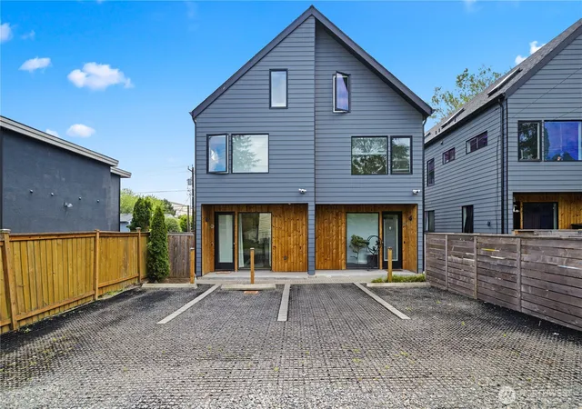 Photo 2 of Townhouse for sale at 918 N 100th Street #B, Seattle, WA 98133 | MLS# NWM2531631 | Listing updated on 2026-09-30