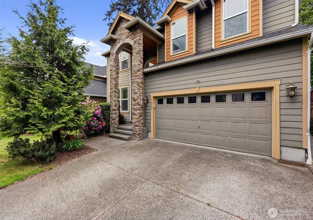 Photo 2 of Single family home for sale at 11212 179th Avenue Ct E, Bonney Lake, WA 98391 | MLS# NWM2531634 | Listing updated on 2026-10-01