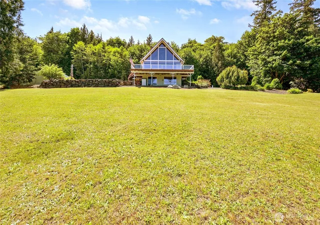 Photo 4 of Sale Pending at 3280 Dabob Rd, Quilcene, WA 98376 | MLS# NWM2532139 | Listing updated on 2026-09-25