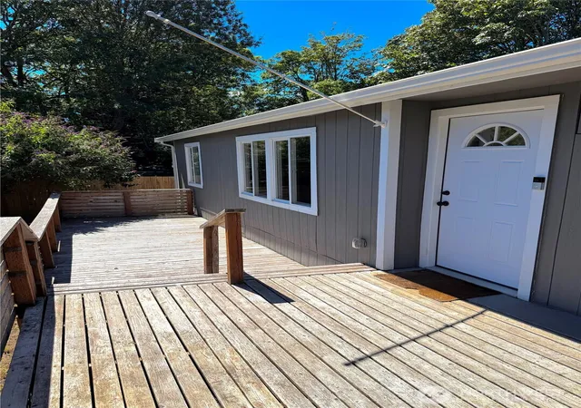 Photo 2 of Manufactured home for sale at 6589 Ne Center St, Suquamish, WA 98392 | MLS# NWM2532649 | Listing updated on 2026-10-01