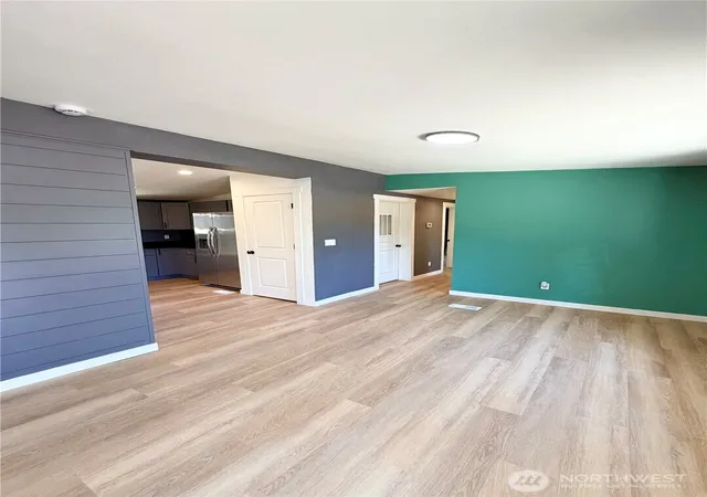 Photo 3 of Manufactured home for sale at 6589 NE Center St, Suquamish, WA 98392 | MLS# NWM2532649 | Listing updated on 2026-10-01