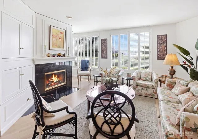 Photo 2 of Condo for sale at 10000 Meydenbauer Way Se #1, Bellevue, WA 98004 | MLS# NWM2532775 | Listing updated on 2026-09-25