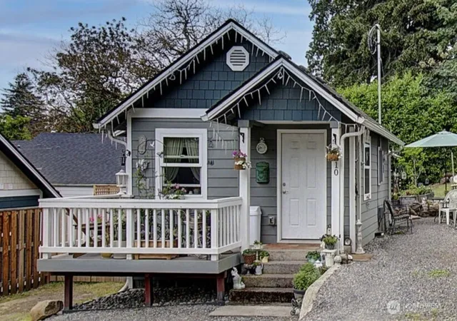 Photo 1 of Condo for sale at 2311 Sw 6th Avenue #10, Camas, WA 98607 | MLS# NWM2533079 | Listing updated on 2026-09-21