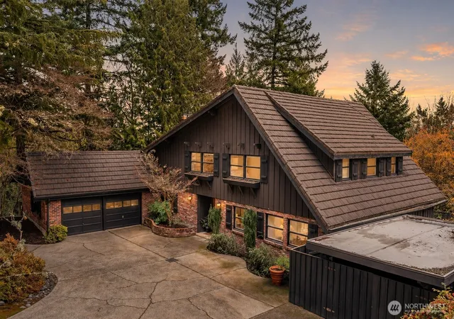 Photo 3 of Single family home for sale at 16521 Ne 1st Place, Bellevue, WA 98008 | MLS# NWM2533193 | Listing updated on 2026-09-19