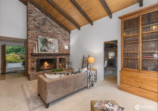 Photo 4 of Single family home for sale at 16521 NE 1st Place, Bellevue, WA 98008 | MLS# NWM2533193 | Listing updated on 2026-09-19