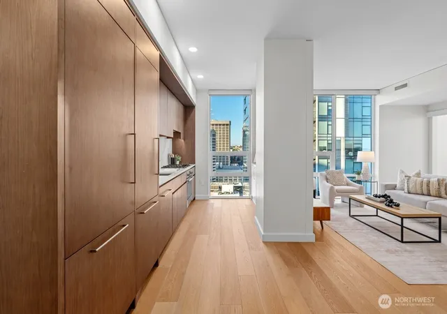 Photo 3 of Condo for sale at 121 Stewart St #2202, Seattle, WA 98101 | MLS# NWM2533260 | Listing updated on 2026-09-21