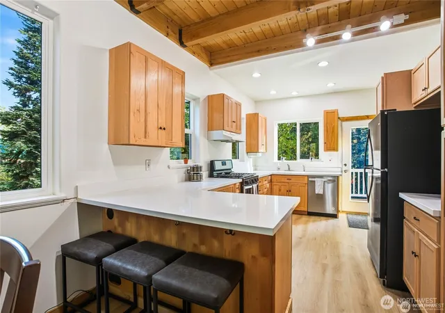 Photo 2 of Single family home for sale at 330 Keechelus Dr, Snoqualmie Pass, WA 98068 | MLS# NWM2533619 | Listing updated on 2026-09-21
