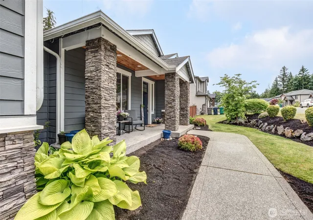 Photo 3 of Single family home for sale at 5529 159th Avenue Se, Snohomish, WA 98290 | MLS# NWM2534125 | Listing updated on 2026-09-24