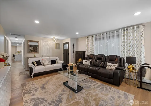 Photo 3 of Single family home for sale at 4407 62nd Street Nw, Gig Harbor, WA 98335 | MLS# NWM2534152 | Listing updated on 2026-09-21