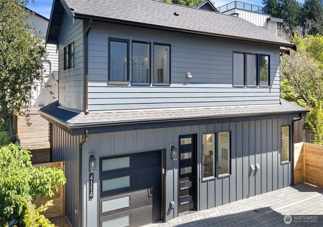 Photo 1 of Single family home for sale at 4114 Ne 60th Street, Seattle, WA 98115 | MLS# NWM2534204 | Listing updated on 2026-09-23