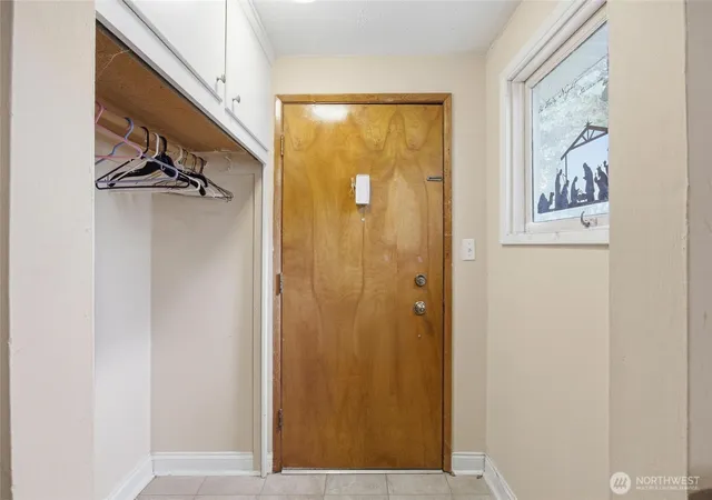 Photo 3 of Sale Pending at 27 East St SW, Ephrata, WA 98823 | MLS# NWM2534455 | Listing updated on 2026-09-28