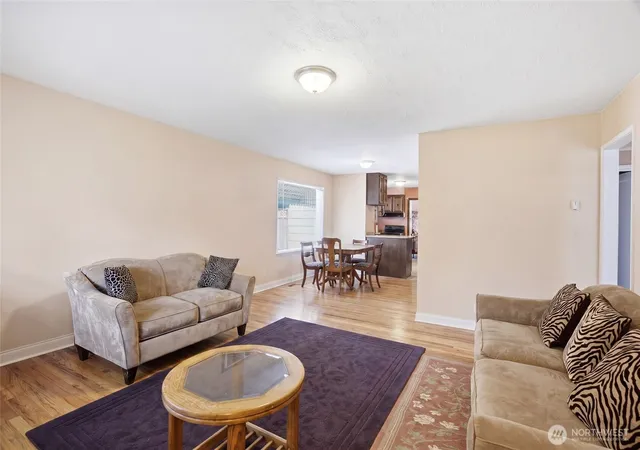 Photo 4 of Sale Pending at 27 East St SW, Ephrata, WA 98823 | MLS# NWM2534455 | Listing updated on 2026-09-28