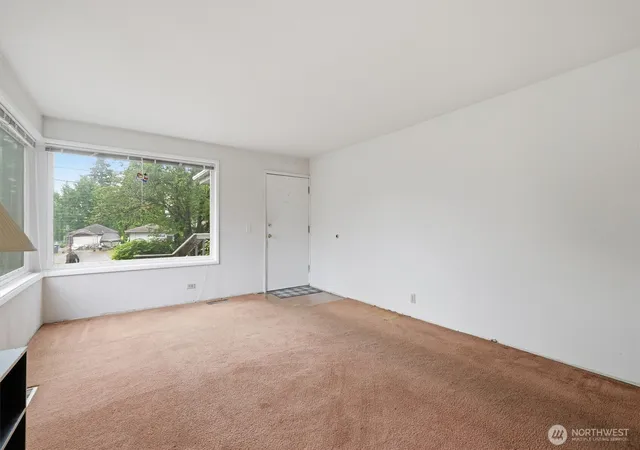Photo 4 of Sale Pending at 824 S 146th Street, Burien, WA 98168 | MLS# NWM2534588 | Listing updated on 2026-09-25
