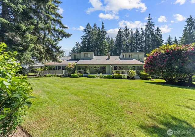 Photo 2 of Condo for sale at 909 30th Street Nw #2C, Gig Harbor, WA 98335 | MLS# NWM2534720 | Listing updated on 2026-09-30