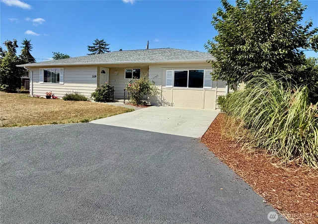 Photo 1 of Sale Pending at 319 N Dunlap St, Sequim, WA 98382 | MLS# NWM2534749 | Listing updated on 2026-09-25