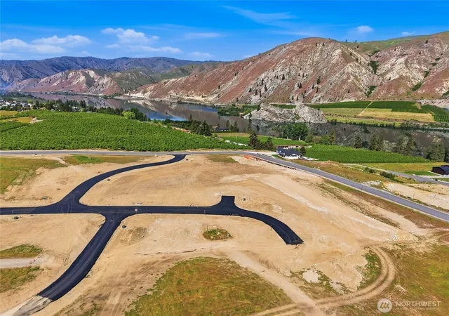 Photo 4 of Land for sale at 94 Stratastone Pl, Orondo, WA 98843 | MLS# NWM2534841 | Listing updated on 2026-09-21