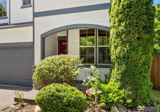 Photo 4 of Single family home for sale at 417 Nine Bark St NW, Olympia, WA 98502 | MLS# NWM2534844 | Listing updated on 2026-09-29