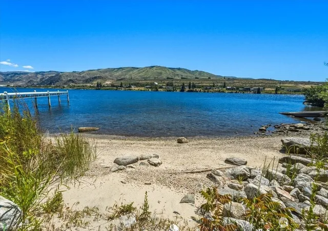 Photo 2 of Sale Pending at 200 Stayman Flats Rd, Chelan, WA 98816 | MLS# NWM2535080 | Listing updated on 2026-09-25