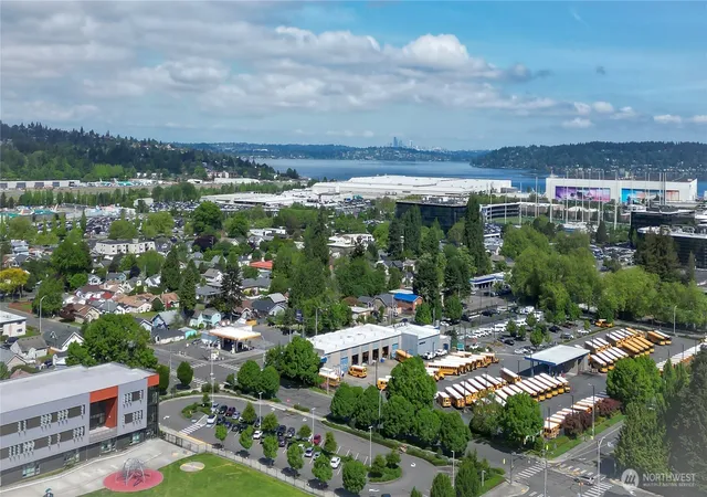 Photo 1 of Sale Pending at 314 Factory Ave N, Renton, WA 98057 | MLS# NWM2535241 | Listing updated on 2026-09-25