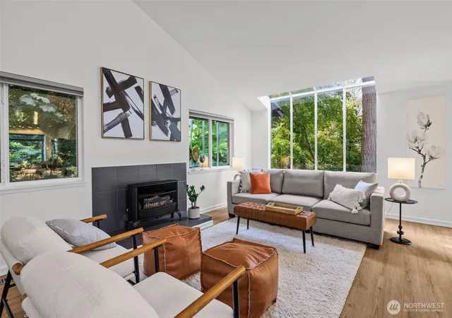 Photo 4 of Single family home for sale at 10008 50th Place W, Mukilteo, WA 98275 | MLS# NWM2536114 | Listing updated on 2026-09-21