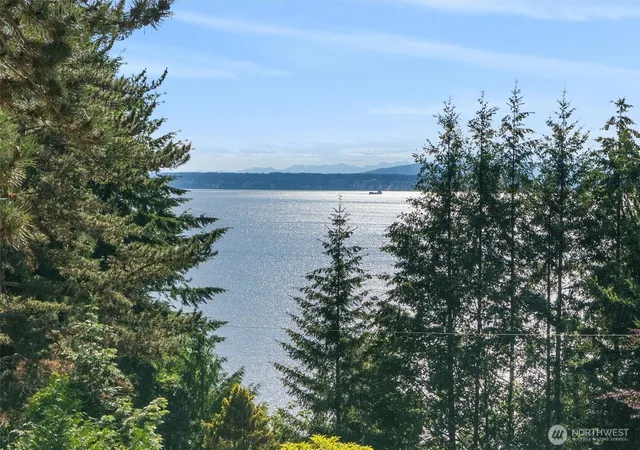 Photo 1 of Single family home for sale at 4014 57th Avenue Sw, Seattle, WA 98116 | MLS# NWM2536192 | Listing updated on 2026-09-21