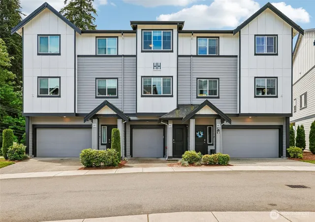 Photo 1 of Townhouse for sale at 1621 Seattle Hl Rd #HH2, Bothell, WA 98012 | MLS# NWM2536279 | Listing updated on 2026-09-21
