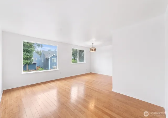 Photo 2 of Townhouse for sale at 1319 Nw Slate Ln #106, Silverdale, WA 98383 | MLS# NWM2536306 | Listing updated on 2026-09-21