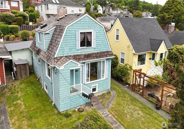 Photo 2 of Sale Pending at 2016 West 6th, Aberdeen, WA 98520 | MLS# NWM2536359 | Listing updated on 2026-09-11