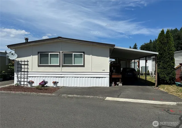 Photo 1 of Manufactured home for sale at 2302 R St Se #140, Auburn, WA 98002 | MLS# NWM2536421 | Listing updated on 2026-09-22
