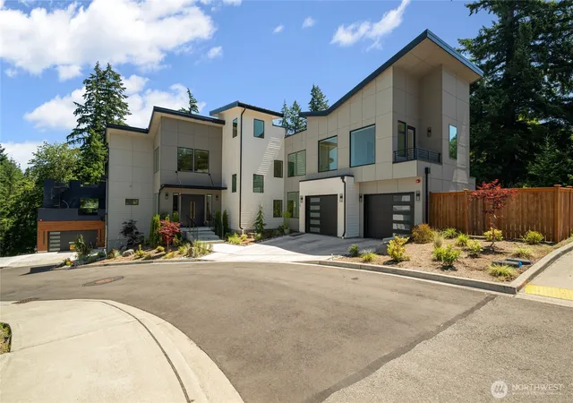Photo 2 of Single family home for sale at 24225 Southeast 26th Pl, Sammamish, WA 98075 | MLS# NWM2536434 | Listing updated on 2026-10-03