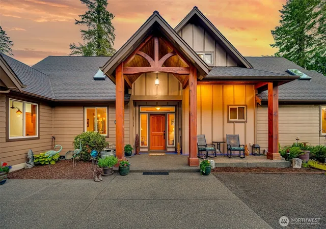 Photo 2 of Sale Pending at 195 Patriot Rd, Woodland, WA 98674 | MLS# NWM2536539 | Listing updated on 2026-09-25