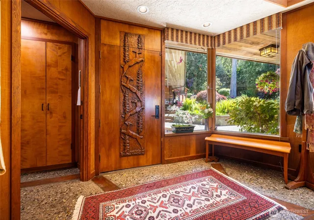 Photo 3 of Single family home for sale at 3559 Biz Point Rd, Anacortes, WA 98221 | MLS# NWM2536542 | Listing updated on 2026-09-21